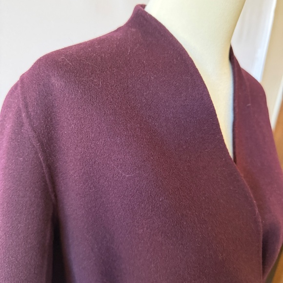 TSE 100% CASHMERE COAT SINGLE HOOK EYE CLOSURE WAIST BELT POCKETS BURGUNDY 4 - Picture 6 of 10